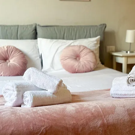 Luxury Penthouse - 5 Min To Duomo 2 * Milan