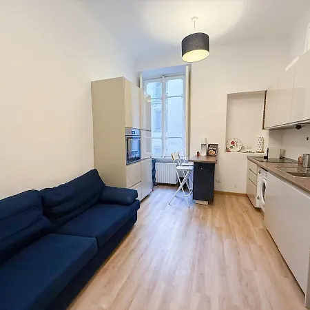 Luxury Penthouse - 5 Min To Duomo 2 Apartman