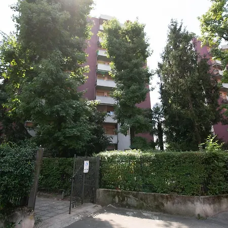 Luxury House Jacuzzi - Apartament