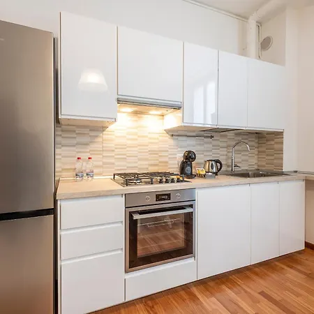 Stayeasy Fondazione Prada 2p - Center In 15' Apartman Milánó
