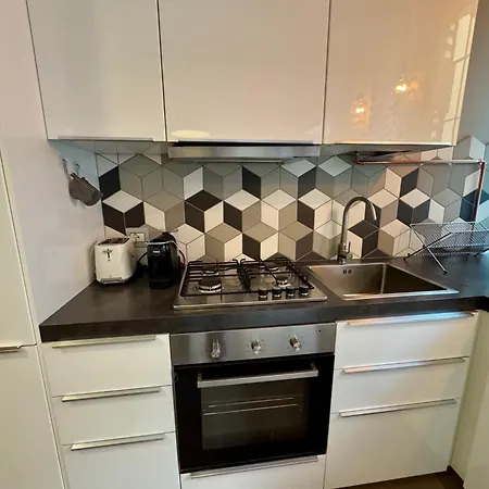 Casina Correggio Appartamento Milano