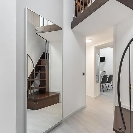 Appartement White - Duomo - 6 Posti Milaan