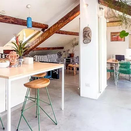 Penthouse With Terrace Appartement *