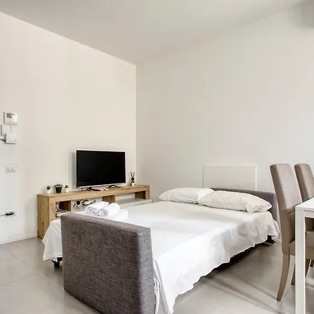 شقة Bovisa - Elegant Urban Flat *