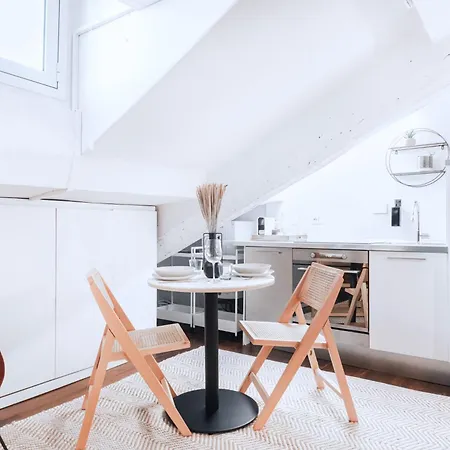 Easylife - - Castaldi 33 - Porta Venezia * Milán