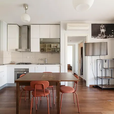 Guesthost - Stylish Viale Toscana