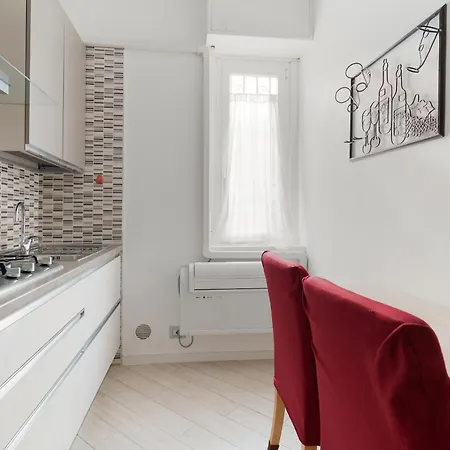 Guesthost - Bright Near Mm2 Lambrate Appartement