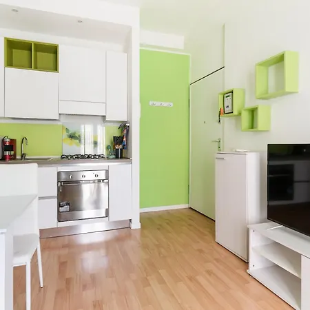 Guesthost - Mm1 Inganni Bright