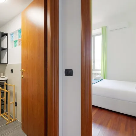 Guesthost - Mm3 Lodi Bright Apartment *