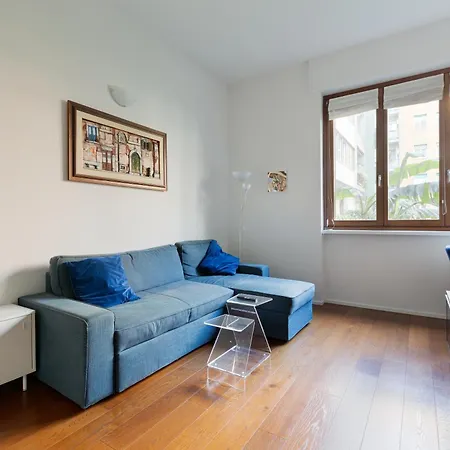 Guesthost - Mm Santa Sofia ميلان