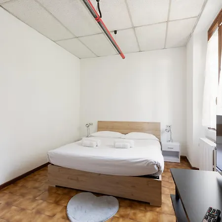 Appartamento Guesthost - M3 Lodi Tibb-brenta Comfy Flat Milano
