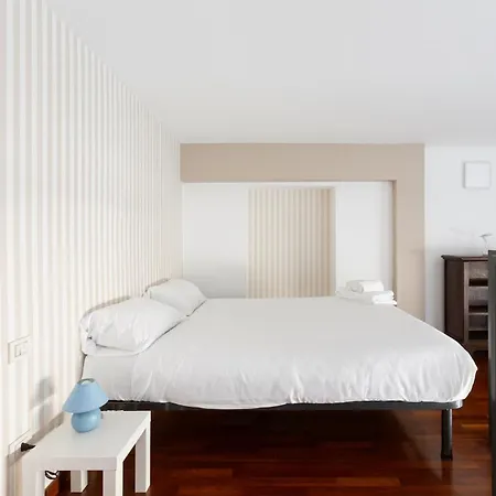 Daire Guesthost - M5 Istria & Marche Roomy Lofted