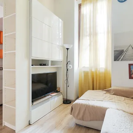 Guesthost - Welcoming Ground-floor With Loft