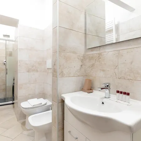 Cozy Ground-floor In Affori * Milano