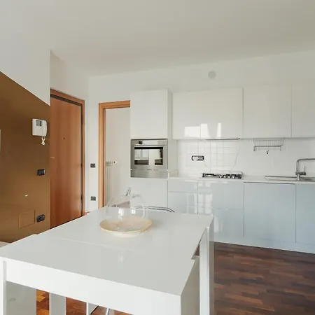 Guesthost - Precotto Mm1 - ميلان