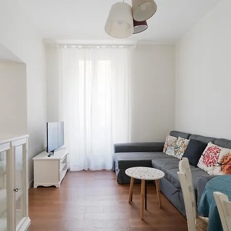 Guesthost - Porta Venezia & Buenos Aires Apartman Milánó