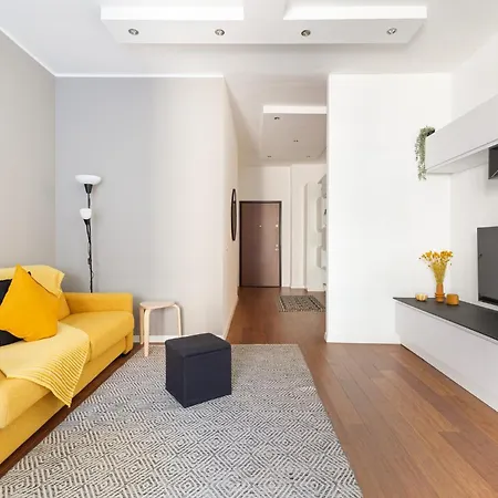 Guesthost - M4 Frattini Modern With Balcony X4 *