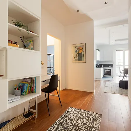 Daire Guesthost - M4 Frattini Modern With Balcony X4