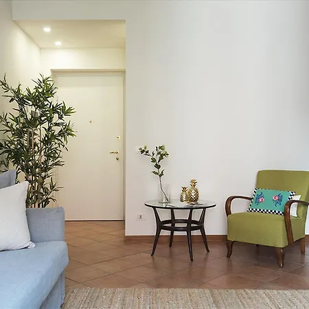 Guesthost - Corso Chic