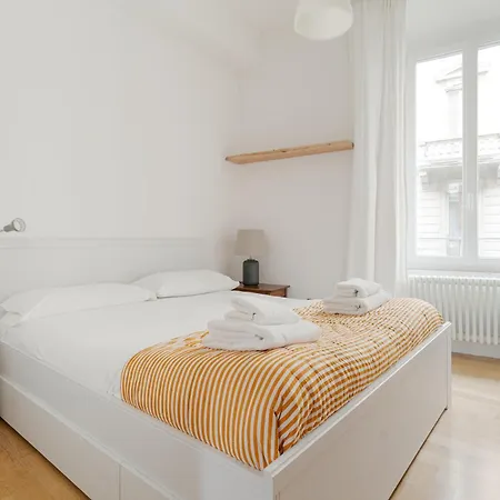 Guesthost - Cosy Comfy Milano- Sempione & Gerusalemme Apartment Milan