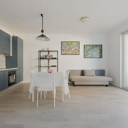 Guesthost - Milano-affori Balcony Apartmán Milán