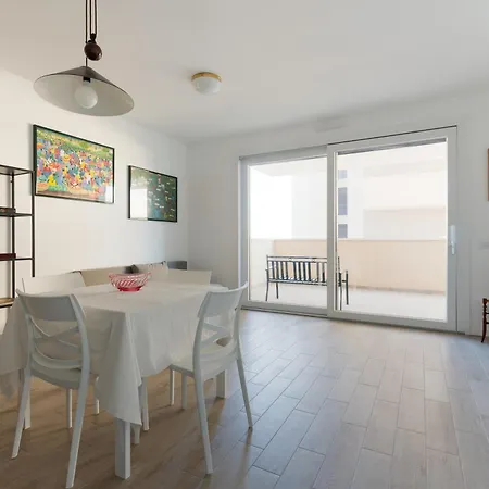 Guesthost - Milano-affori Balcony Apartamento Milão