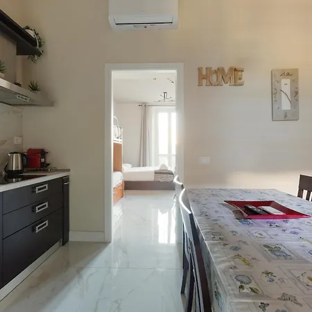 Apartmán Guesthost - Bright With Balcony - Piazzale Loreto