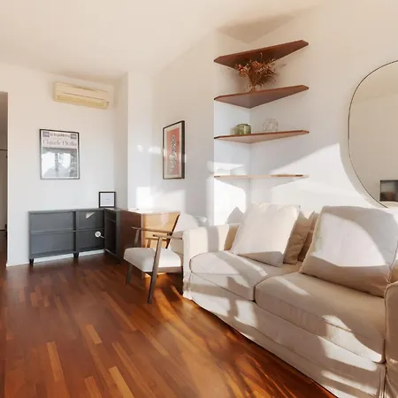 Appartement Guesthost - Modern With Balcony Near Niguarda Hospital *