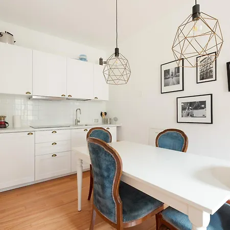 Guesthost - Sant'ambrogio & Duomo Elegant Apartment