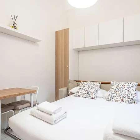 Apartment Guesthost - Porta Romana Tiny *