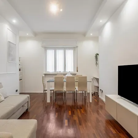 De Angeli M1- Cosy With Balcony