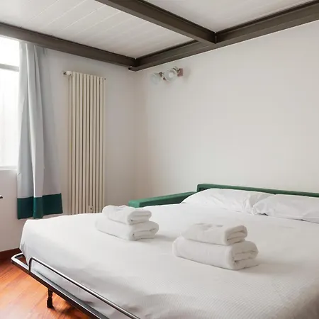 Amendola- Cozy On 2 Levels