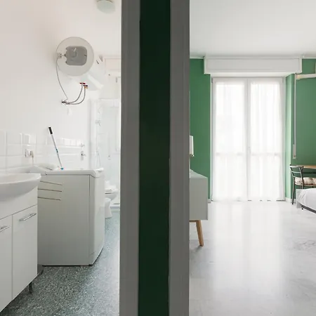 Dergano Balcony Apartment *