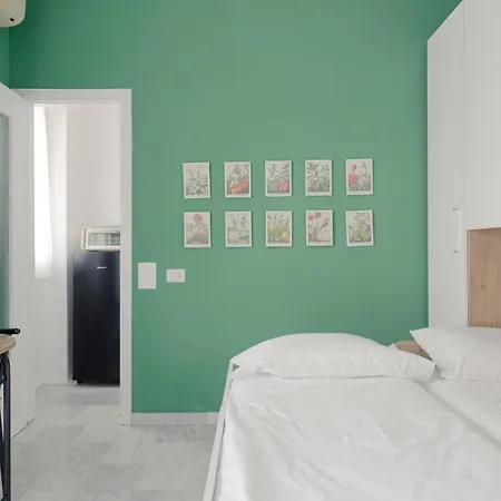 Apartment Dergano Balcony Milan