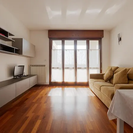 Viale Marche - Near Maciachini M3 Milan