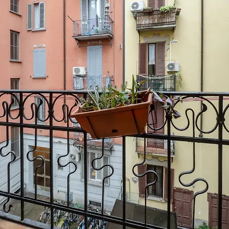 Guesthost - Citta Studi & Loreto Cozy * Milan