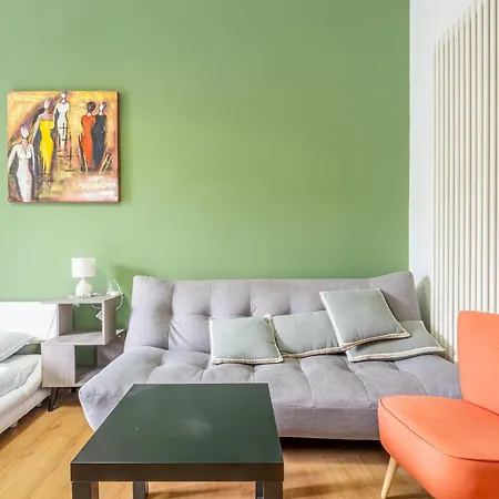 Guesthost - Bright Apt- Piazzale Loreto * Μιλάνο