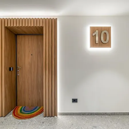 Guesthost - Brand New Renovated Terrace 아파트 *