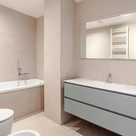 3 Min Da Stazione Garibaldi E Corso Terrazzo Apartament