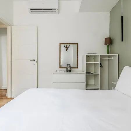 Luminoso Bilocale In Porta Garibaldi 米兰