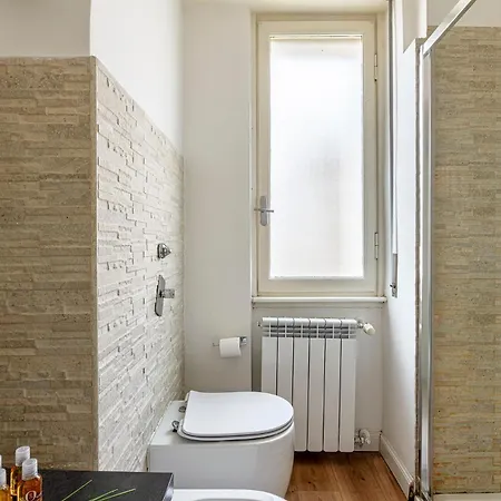 Luminoso Trilocale In Porta Garibaldi Appartement