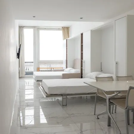 Spacious In The Duomo - Mirable Pm Apartment *