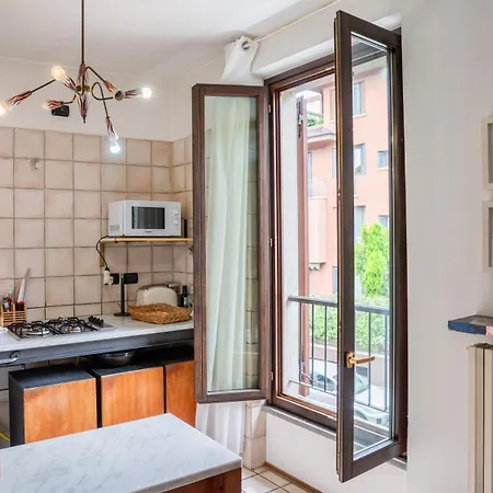 アパート Modern Flat - 5 Min From San Siro Stadium M5 ミラノ