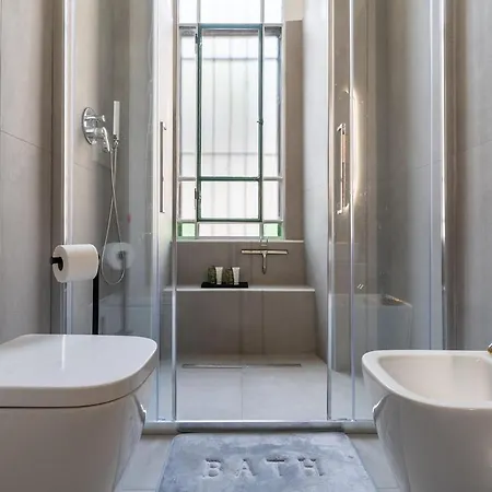 House Of David Modern Apartment Milan