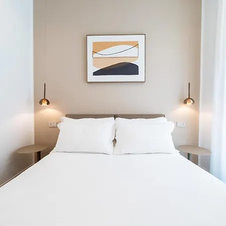 Raffaello Moscova Golden House شقة