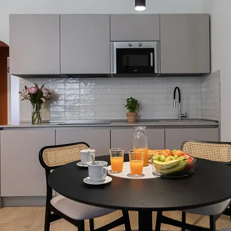 Italianway Comfort - Monza 9 Апартаменты *