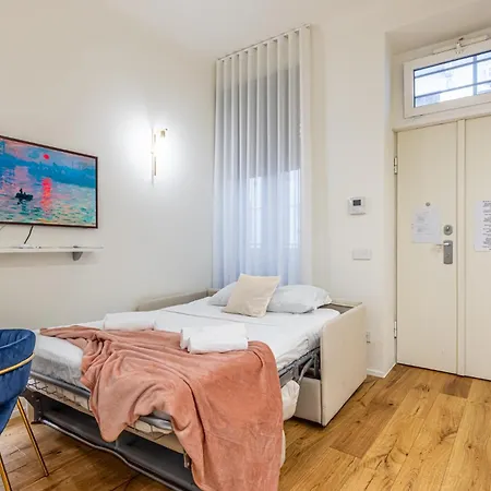 Апартаменты Castaldi 26 Bilocale Elegante Porta Venezia - Vesta