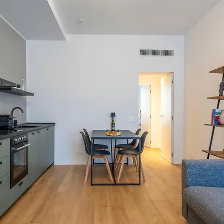 Apartament Casa Gorilla Sempione, *