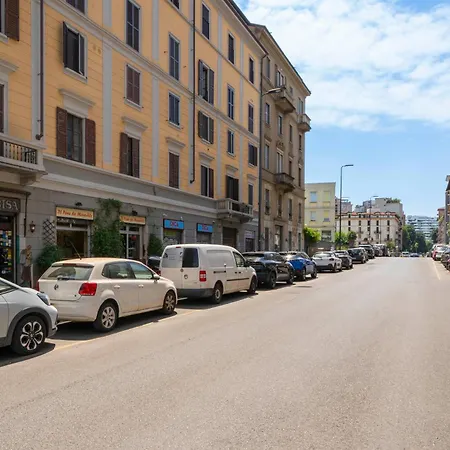 Casa Gorilla Sempione, * Milano