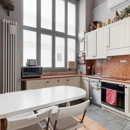 Apartamento Guesthost - Mm2 Sant'agostino Milão